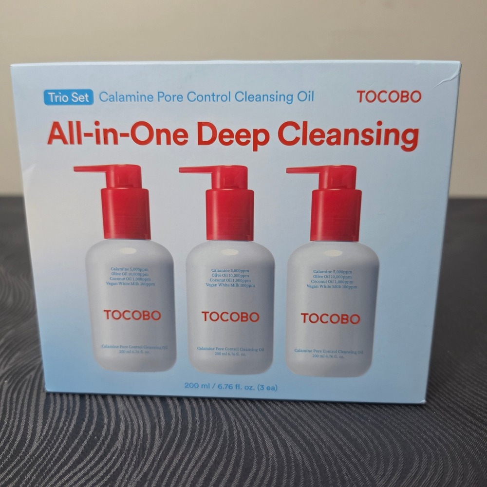 TOCOBO Calamine Pore Control Cleansing Oil Set 3x200ml White Vegan Trio